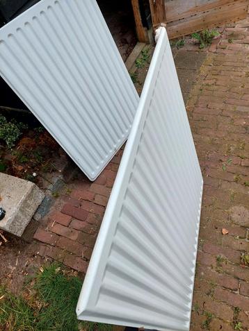 radiator 84 x 101 beschikbaar voor biedingen