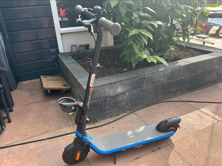 Ninebot Segway electrische step kind 6 - 14 jaar, Fietsen en Brommers, Steps, Zo goed als nieuw, Elektrische step (E-scooter)