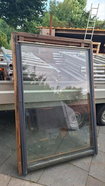 Velux Dakramen - Gebruikt beschikbaar voor biedingen