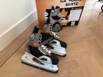 *NIEUW* Maple Leaf Nijdam ijshockey schaatsen. Maat 40, Sport en Fitness, Schaatsen, Ophalen of Verzenden, Nieuw, IJshockeyschaatsen