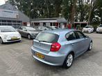 BMW 1-serie 118i Business Line, Auto's, 1-Serie, Achterwielaandrijving, Blauw, Origineel Nederlands