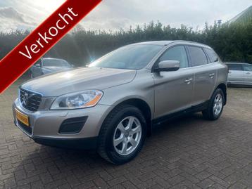 Volvo XC60 3.2 Momentum Plus / Pano.dak / Privacyglass beschikbaar voor biedingen
