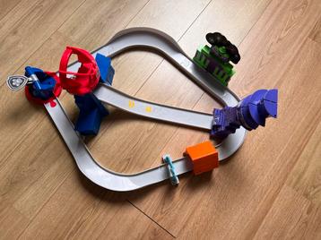 Paw Patrol Racebaan beschikbaar voor biedingen