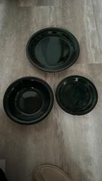 Donkergroen 18-delig Bordenset - Nieuw, Keramiek, Nieuw, Ophalen of Verzenden, Bord(en)