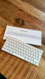 Apple Magic Keyboard MLA22 - in topstaat!, Ophalen, Qwerty, Zo goed als nieuw, Apple