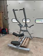 Matrix Aura G3 plate loaded lat pulldown / 50 mm