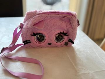 Purse pet beschikbaar voor biedingen