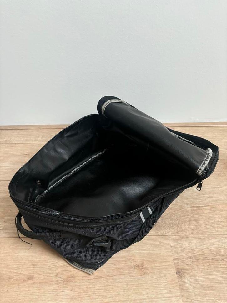 HELD Magnetische Tanktas Motor | Voor alle merken & modellen, Motoren, Accessoires | Koffers en Tassen, Zo goed als nieuw, Ophalen of Verzenden