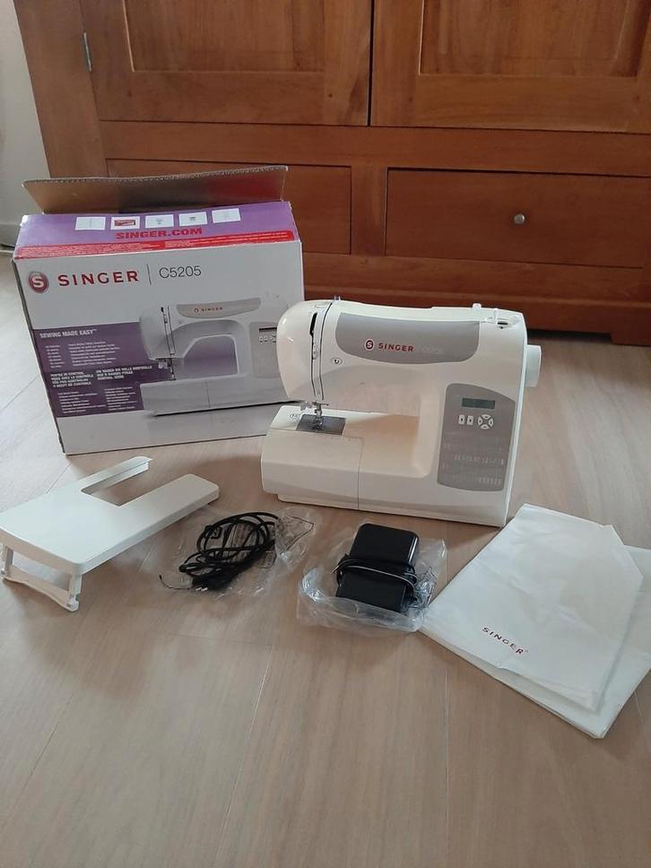 Singer naaimachine C5205, Hobby en Vrije tijd, Naaimachines en Toebehoren, Zo goed als nieuw, Naaimachine, Singer, Ophalen