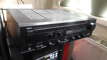 Yamaha 4 channels amplifier AVC-30 beschikbaar voor biedingen