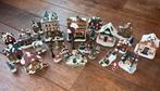 Kerstdorpje;13 huisjes, 10 poppetjes, speeltuintje, boompjes, Diversen, Kerst, Ophalen, Zo goed als nieuw