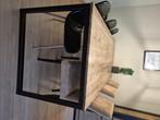 Industriële tafel (stoelen gratis er bij), Huis en Inrichting, Tafels | Eettafels, Ophalen, Gebruikt, 200 cm of meer, 50 tot 100 cm