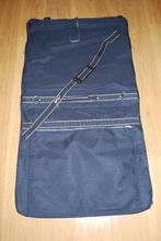 Kledinghoes, Ophalen, 30 cm of meer, Blauw, Zo goed als nieuw