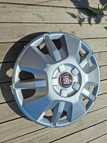 Fiat wieldop R15 beschikbaar voor biedingen