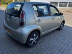 Daihatsu Sirion 2 1.3-16V Prestige 5drs AUTOMAAT HOGE INSTAP, Auto's, Daihatsu, Stof, Gebruikt, 4 cilinders, Parkeersensor
