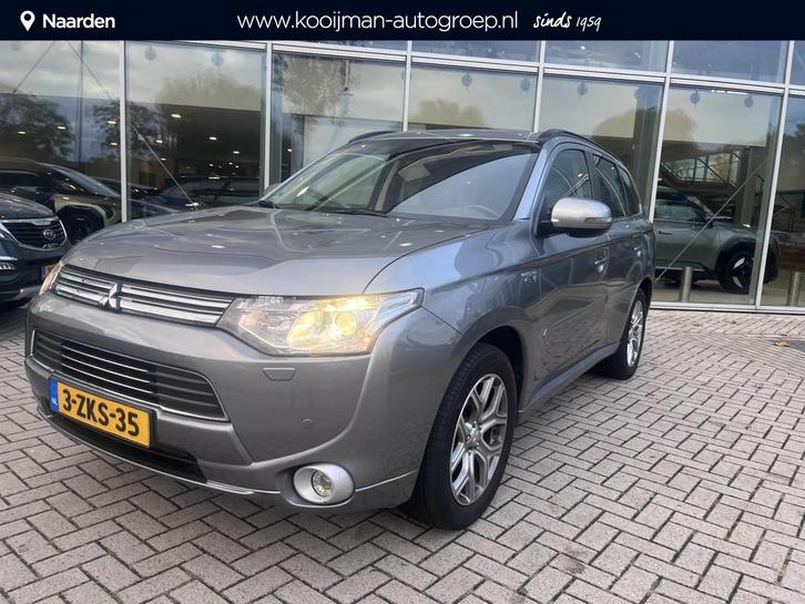 Mitsubishi Outlander 2.0 PHEV Instyle+ Lmv|Nav|Cruise contro, Auto's, Mitsubishi, Bedrijf, Te koop, Outlander, 4x4, ABS, Achteruitrijcamera