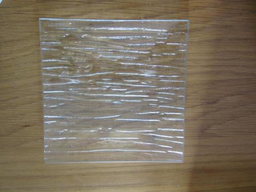 glazen schaaltje 14,5 x 14,5 cm., Huis en Inrichting, Woonaccessoires | Schalen en Manden, Zo goed als nieuw, Schaal, Vierkant