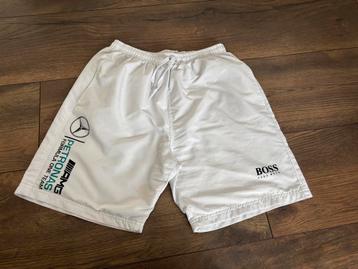 Hugo Boss Mercedes AMG F1 short wit maat M (48) beschikbaar voor biedingen