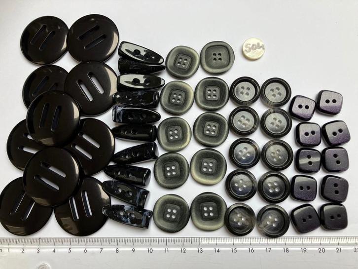 Knopen set nr. 504, Hobby en Vrije tijd, Naaien en Fournituren, Nieuw, Knoop of Knopen, Ophalen of Verzenden