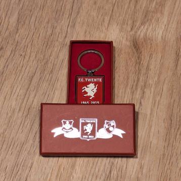 FC Twente Sleutelhanger 50 Jaar Bestaan beschikbaar voor biedingen