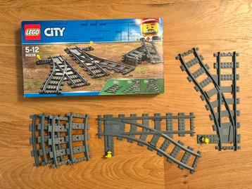 Lego City Treinrails 60238 - Wissels en Bochten beschikbaar voor biedingen