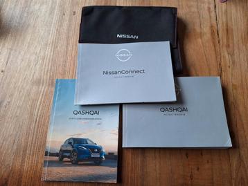 Nissan Qashqai Instructieboekjes model J12 beschikbaar voor biedingen