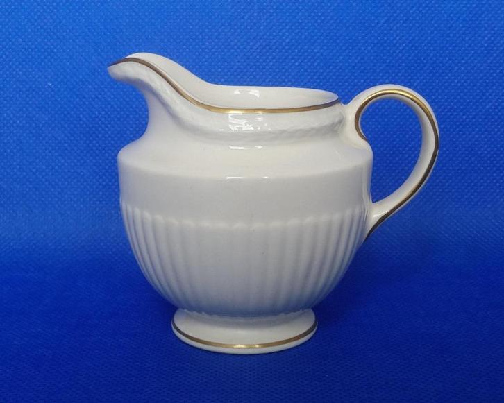 Wedgwood Edme Jubilee (1988) - melkkannetje jubileumservies, Huis en Inrichting, Keuken | Servies, Zo goed als nieuw, Overige typen