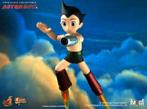 Hot Toys Astro Boy 1/6 scale super zeldzaam!, Nieuw, Ophalen of Verzenden, Actiefiguur of Pop, Film