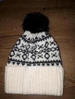 Muts. 1 maat, Ophalen of Verzenden, Zo goed als nieuw, Maat 38/40 (M), Muts