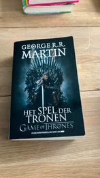 George R.R. Martin - Het spel der tronen, Boeken, Fantasy, George R.R. Martin, Ophalen of Verzenden, Zo goed als nieuw