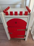 Nachtkastje in kasteel thema, Kinderen en Baby's, Ophalen, Gebruikt, Minder dan 140 cm, Minder dan 70 cm