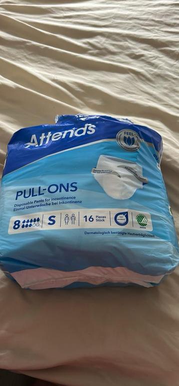 15 stuks pull ons maat s beschikbaar voor biedingen