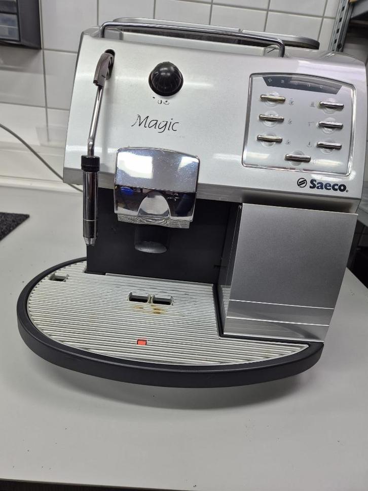 Saeco SUP012R – defect, voor onderdelen of reparatie, Witgoed en Apparatuur, Koffiezetapparaten, Niet werkend, Koffiemachine, 4 tot 10 kopjes