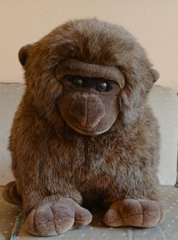 Grote knuffel aap beschikbaar voor biedingen