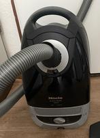 Miele Stofzuiger 2200 Watt,, Witgoed en Apparatuur, Stofzuigers, Stofzuiger, Zo goed als nieuw, 2000 watt of meer, Ophalen