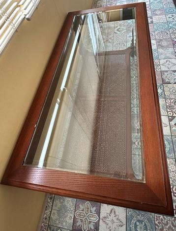 Salontafel hout en glas beschikbaar voor biedingen