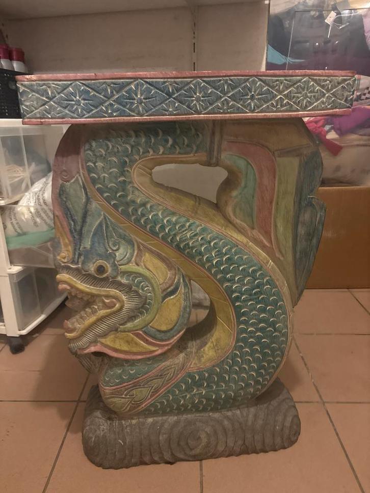 Oosters Bijzettafeltje met Drakenmotief, Huis en Inrichting, Tafels | Bijzettafels, Gebruikt, Rechthoekig, Minder dan 45 cm, Minder dan 55 cm