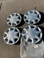 Toyota corolla e11 4x nieuwe wieldop 42602-12470, Ophalen of Verzenden, Nieuw