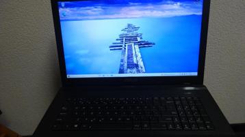 !7 inch laptop Asus I3 beschikbaar voor biedingen
