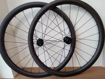 Aanbieding: Wielset Gravel Disc Carbon 27,5" 35mm hoog 1300g beschikbaar voor biedingen