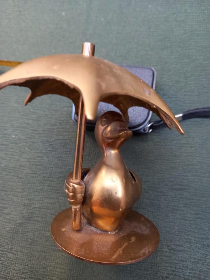 Messing eend met paraplu, lijkt op Alfred J. Kwak., Antiek en Kunst, Antiek | Woonaccessoires, Ophalen of Verzenden