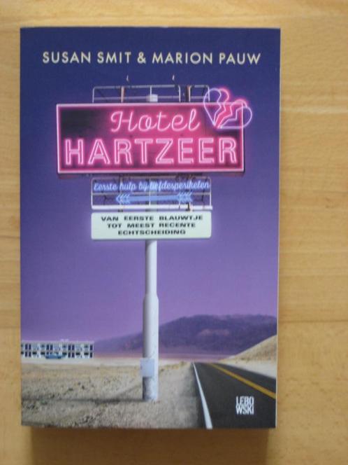 Susan Smit Hotel Hartzeer, Boeken, Overige Boeken, Zo goed als nieuw, Ophalen of Verzenden