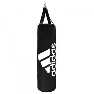 Pull up bar met Adidas bokszak beschikbaar voor biedingen