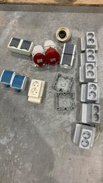 Diverse contact-stekkerdozen, inclusief 2x krachtstroom, Doe-het-zelf en Verbouw, Elektra en Kabels, Ophalen, Gebruikt