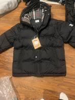 Burberry puffer jas maat M nieuw, Kinderen en Baby's, Babykleding | Maat 68, Ophalen of Verzenden, Nieuw, Jongetje of Meisje, Jasje