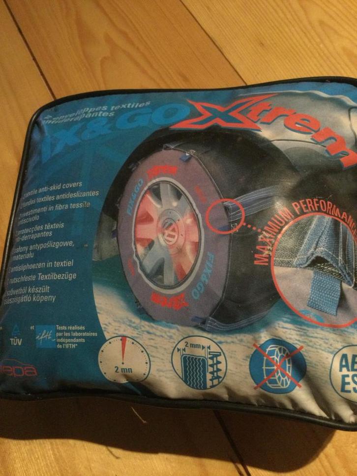 Sneeuwhoezen Fix&Go Xtrem, Auto diversen, Sneeuwkettingen, Zo goed als nieuw, Ophalen of Verzenden