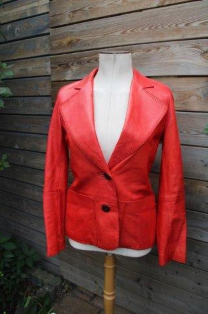 Jasje rood olivier strelli mt 36 incl verzenden Vaste prijs, Kleding | Dames, Jasjes, Kostuums en Pakken, Zo goed als nieuw, Jasje