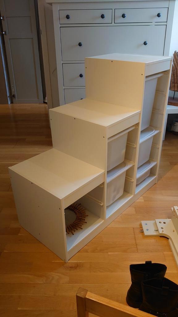Ikea Trofast witte trapkast met opbergruimte, Huis en Inrichting, Kasten | Kledingkasten, Zo goed als nieuw, 100 tot 150 cm, 50 tot 100 cm