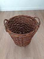 Gezocht oude grote rieten manden, Ophalen