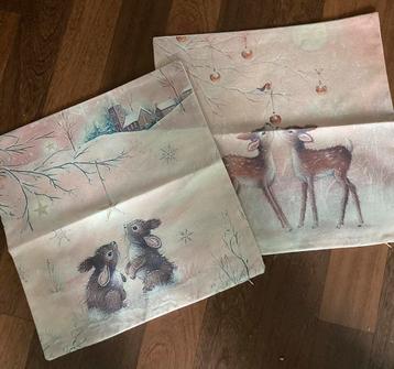 Kerstbal hertjes kerstster konijntjes roze 2 kussenhoe beschikbaar voor biedingen